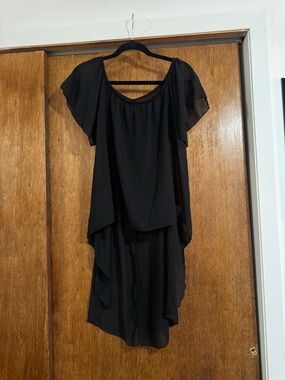 SHEIN Black High-Low Flutter Sleeve Top